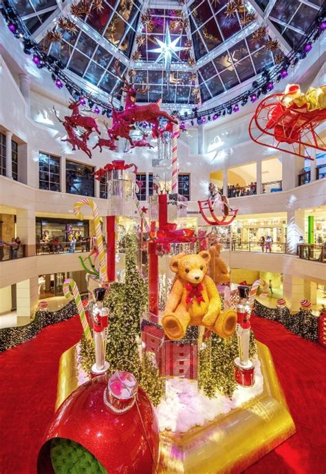 Immerse Yourself in the Magic of Superb Clips Magical Shopping Mall